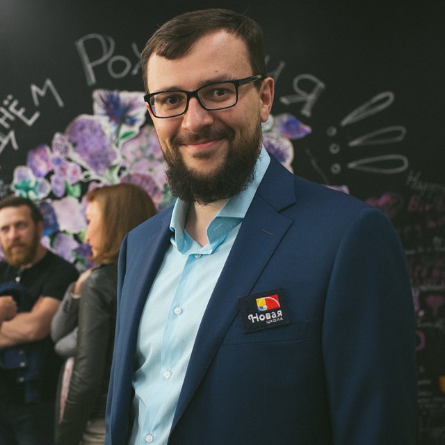 «Любить — не значит потакать и прислуживать». Правила воспитания директора «Новой школы» Кирилла Медведева