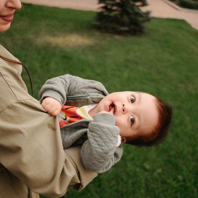 «Это — контур яблока». Как незрячие дети учатся познавать мир — опыт мамы, которая не сдаётся