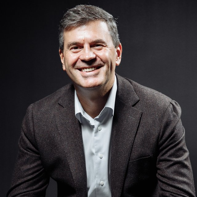 Кто такой Алексей Комиссаров: он стал и. о. ректора РАНХиГС после Владимира Мау, который возглавлял вуз 21 год