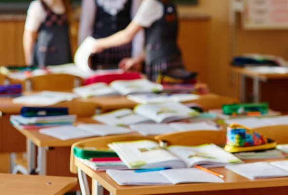 «Почти без отдыха за 65 000 в месяц»: монолог учительницы начальных классов, которая уволилась и не жалеет