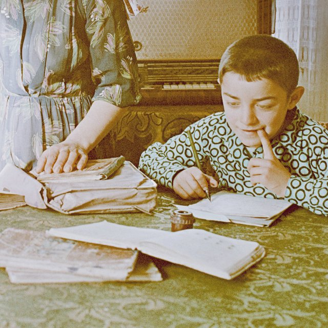 Учитель требует, чтобы родители проверяли, как ребенок сделал домашнее задание: это законно?