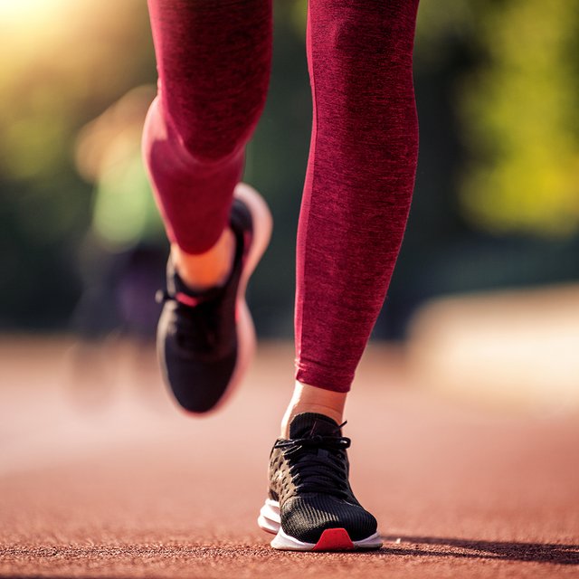 Могут ли не пустить на урок или поставить двойку за "неуставную" форму на физкультуре