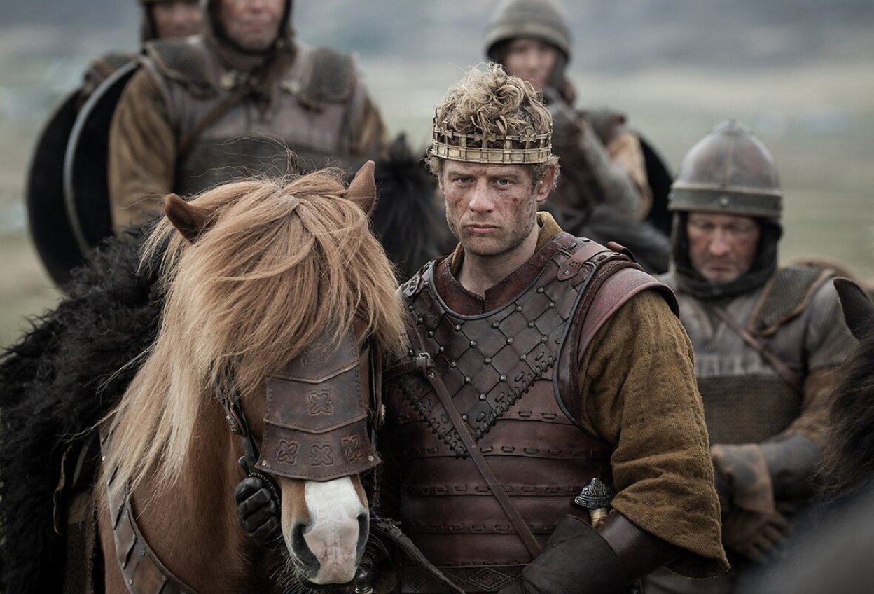 Что посмотреть: кадр из исторического сериала «Король и завоеватель» (2025)