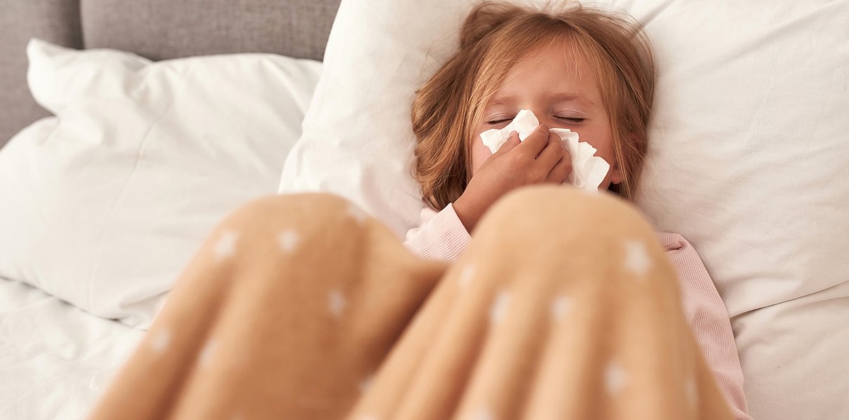 Ребёнок часто болеет в детском саду: причины частых простудных заболеваний, как избежать