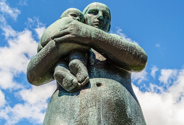 Не только тревога и грусть: какой может быть послеродовая депрессия