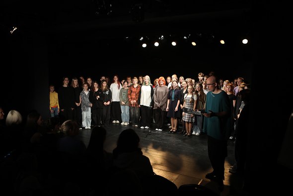 Театральная лаборатория под руководством Дмитрия Крестьянкина. © пресс-служба фестиваля «Норильские сезоны»