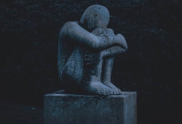 Мой друг говорит, что не хочет жить. Как ему помочь