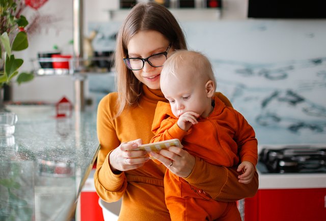 26 телеграм-каналов для родителей дошкольников: скидки, бесплатные библиотеки, рецепты и поделки