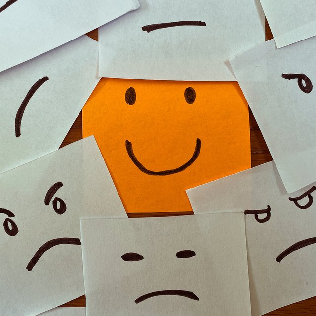 10 способов научить ребёнка обсуждать свои переживания и справляться с ними