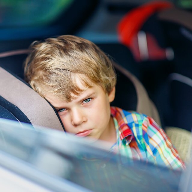 Что делать, если ребёнка укачивает?