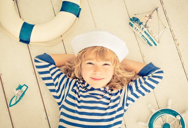 Чем заняться с детьми дома в плохую погоду: книги, игры и весёлые развивающие упражнения