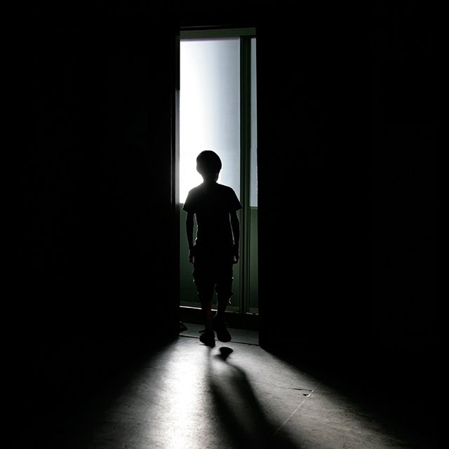 Низкая самооценка и никаких авторитетов: с какими проблемами сталкиваются приёмные родители подростков