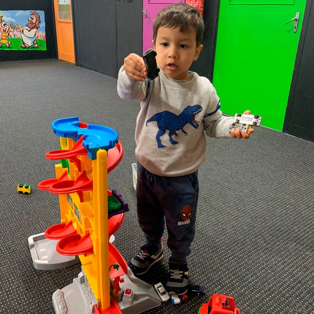 «Удивили требования к школьной форме: тут проверяют даже носки». Россиянка — о детских садах и школах в Австралии