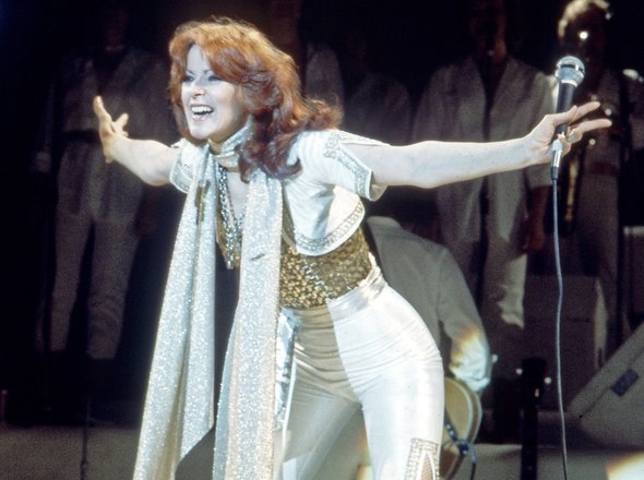 «Поздравляю, брюнетка из „Аббы“ — твоя дочь». Удивительная история жизни солистки легендарной группы