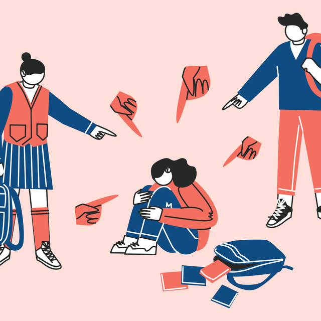 «В фильме “Чучело” тоже был сплоченный класс»: руководитель службы примирения — о том, как бороться с буллингом в школе