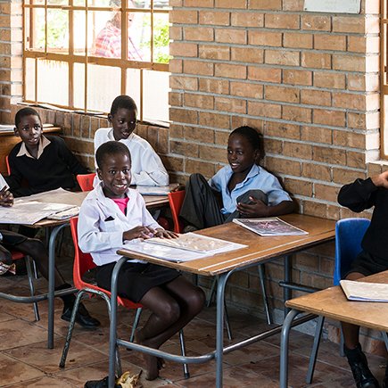 Быть начеку, копить на школу и молиться: как устроено образование в ЮАР