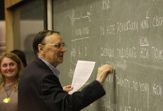 Обложка Лингвисты нашли берестяную грамоту, у автора которой была дисграфия