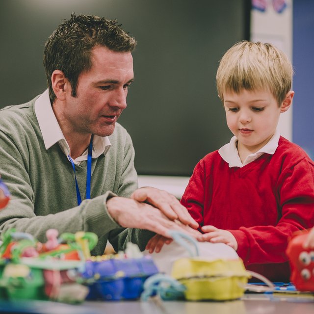 Возможен ли индивидуальный подход, если детей много, а учитель — один? Да, но нужно учесть нюансы