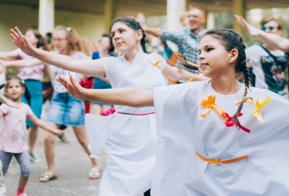 Как эксперимент
с молодыми учителями
меняет школы