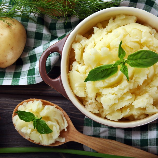Идеальное картофельное пюре от шеф-повара: секрет первый — картошка должна быть печёная