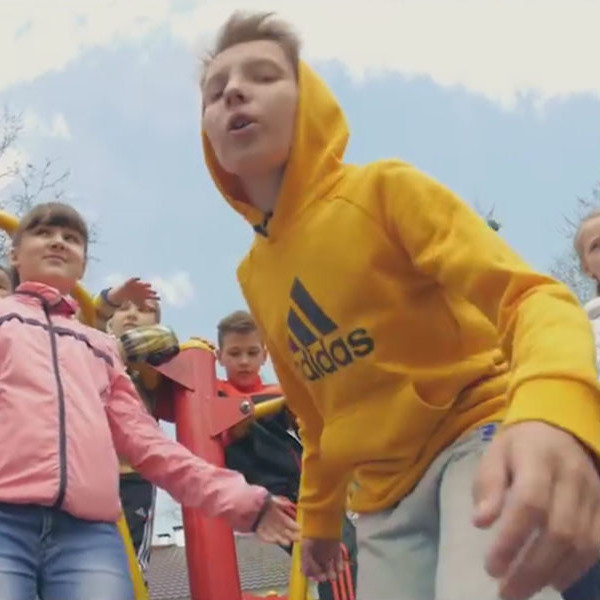 10 клипов о школе, снятых учениками и учителями