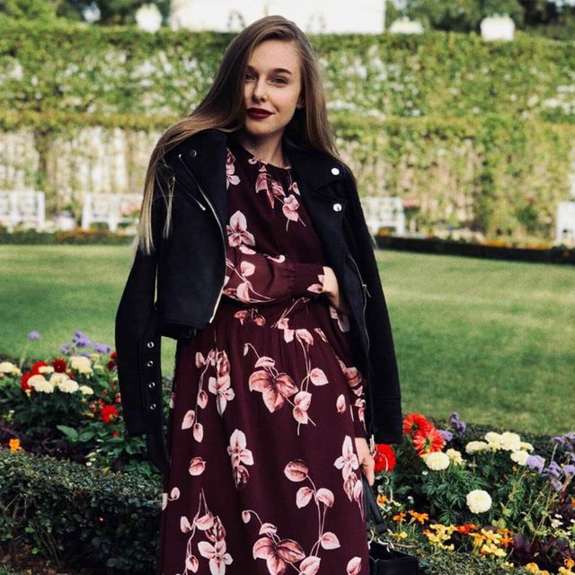 «Всё. Я туда больше не пойду». Молодая учительница — о слезах и победах в первый год работы в школе