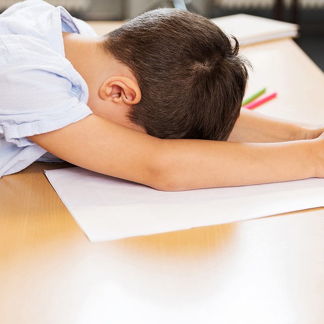 В начальной школе контрольные и тесты каждый день. Это законно?