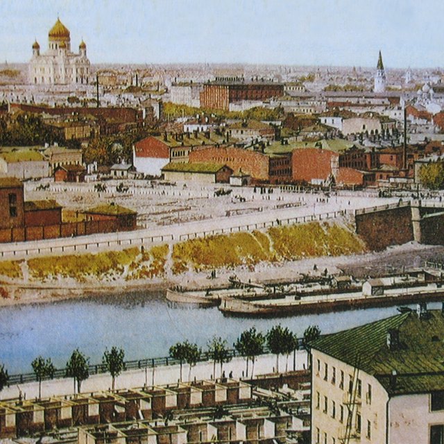 А вы сами давно в Москве живёте? Коренной? Сложный тест на знание столицы