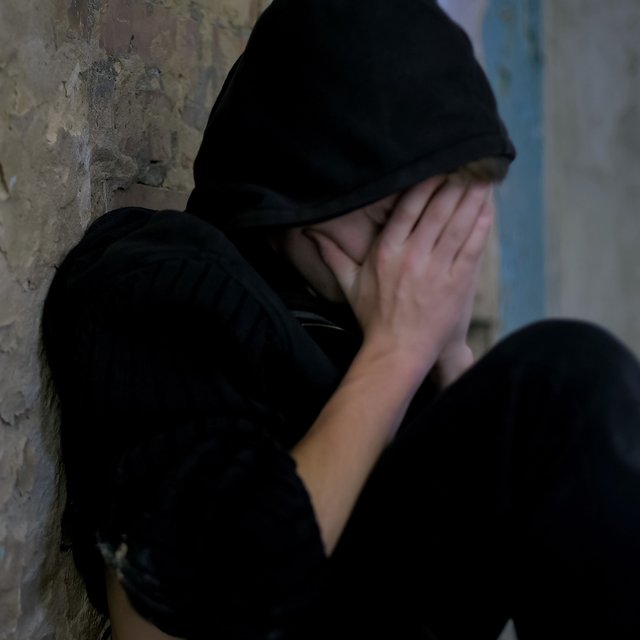 «Всё же было хорошо, где я проморгала?» История мамы, чей сын лечится от наркозависимости