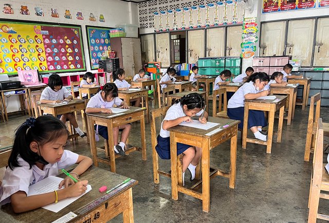 В Таиланде дети учат 7 языков сразу? Как на самом деле живут мультилингвы и нужно ли это вашему ребенку